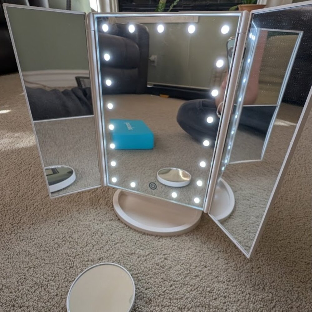 Lighted Trifold Makeup Mirror • LED Vanity Mirror • Magnification • Touch Contro